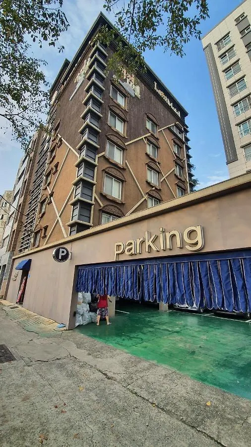 Lazzi Motel Busan
